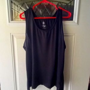 22/24 Full Beauty Black Sport Top